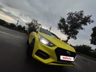 2018 Hyundai Solaris II, жёлтый, 1500000 рублей, вид 1