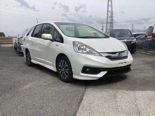 2015 Honda Fit Shuttle I Рестайлинг, белый, 850666 рублей, вид 1