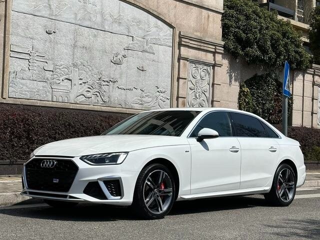 Audi A4 V (B9) Рестайлинг