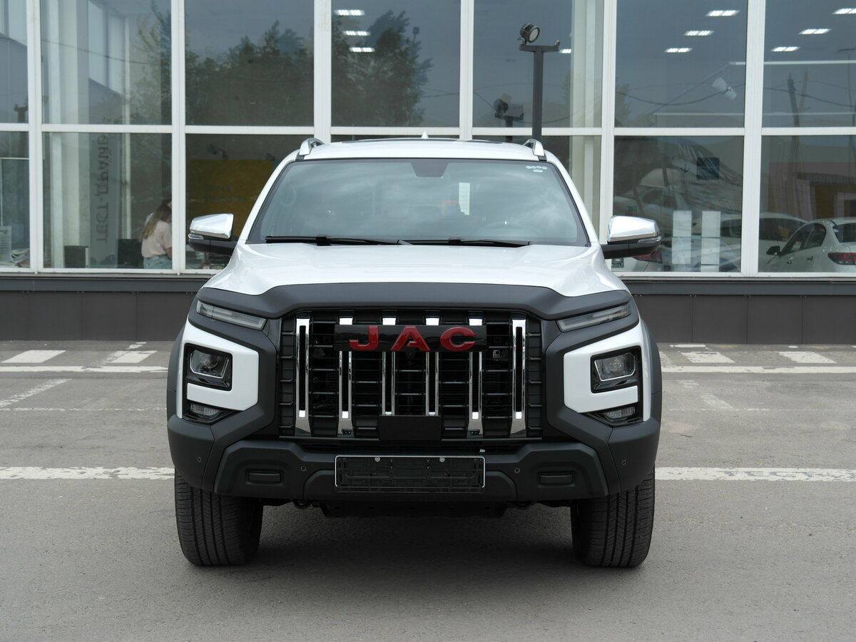 JAC T9
