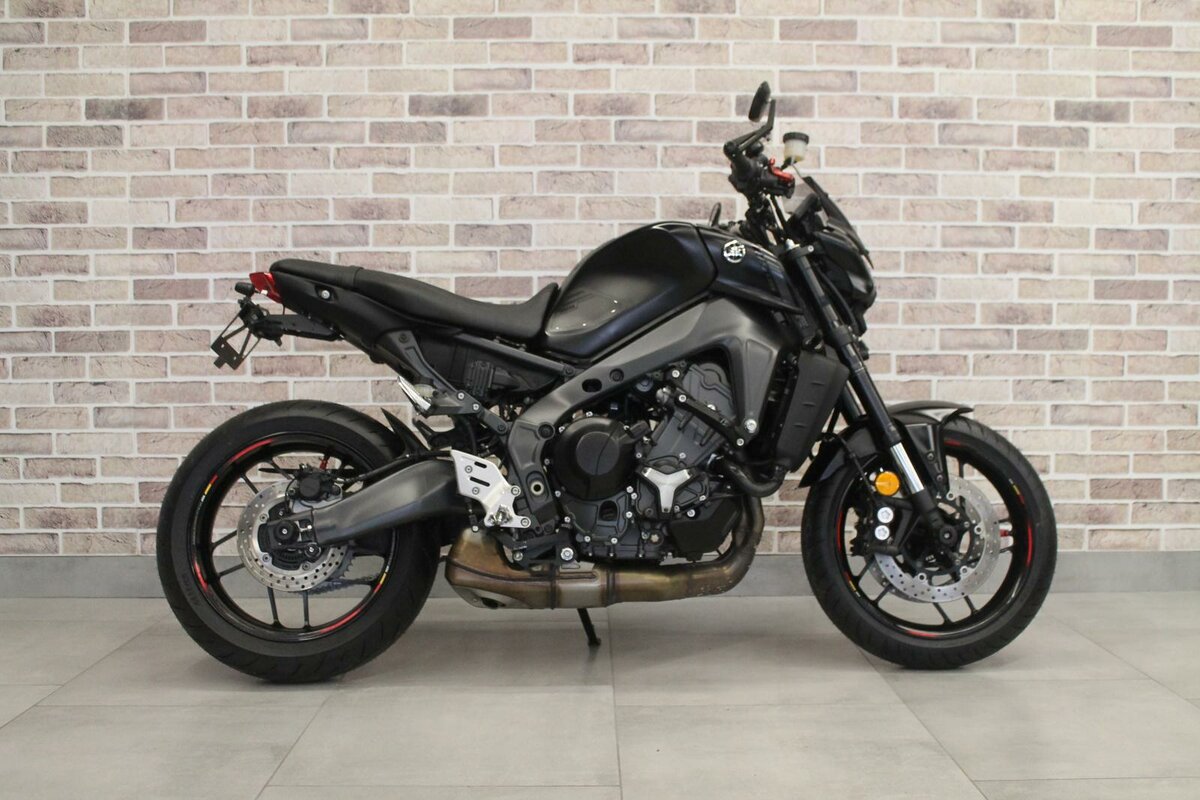 Yamaha MT-09 (FZ-09)