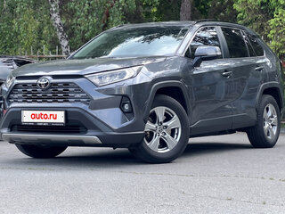 2021 Toyota RAV4 V (XA50), серый, 2435000 рублей, вид 1