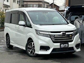 2022 Honda Stepwgn Spada V Рестайлинг, белый, 1635030 рублей, вид 1