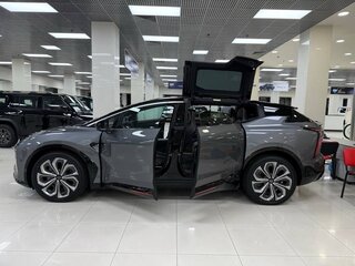 2022 HiPhi X, серый, 5290000 рублей, вид 4