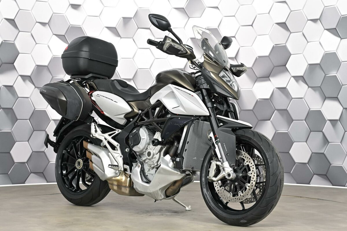 MV Agusta Stradale 800