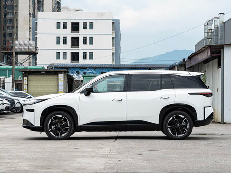 2026 Toyota bZ3X 58.3 kWh, белый, 2349000 рублей, вид 5