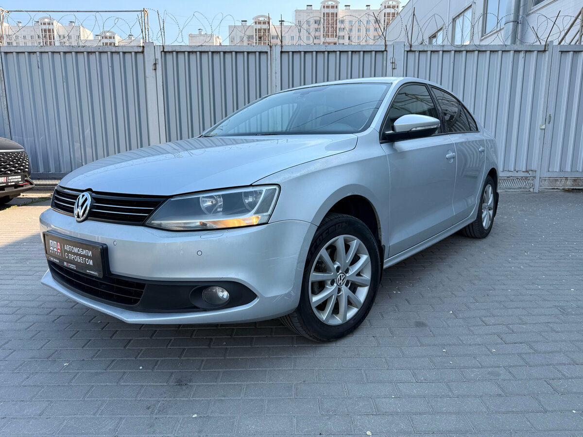 Volkswagen Jetta VI