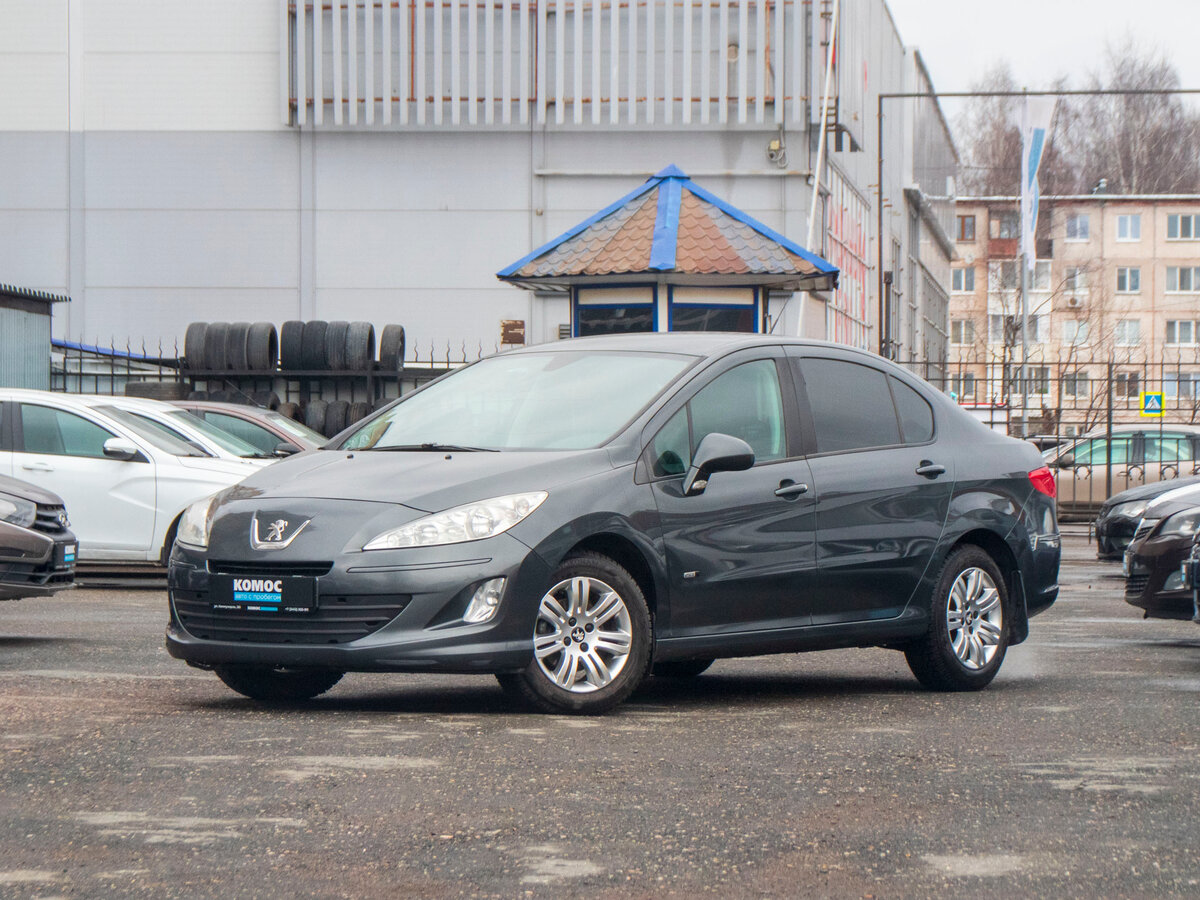 Peugeot 408 I