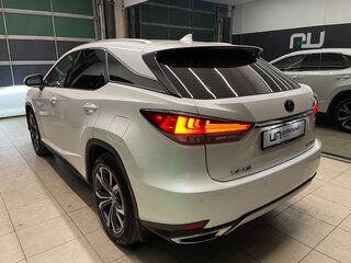 2020 Lexus RX 300 IV Рестайлинг, белый, 4800000 рублей, вид 4