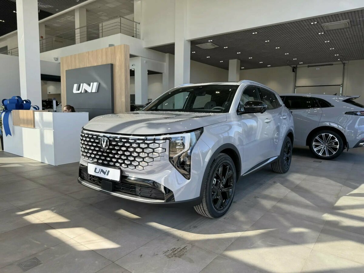 Changan UNI-S I Рестайлинг