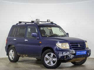 Mitsubishi Pajero iO