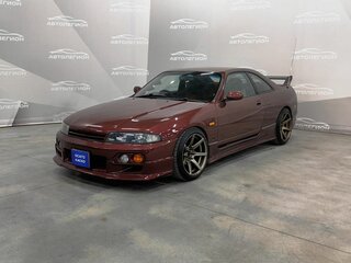 Nissan Skyline IX (R33)