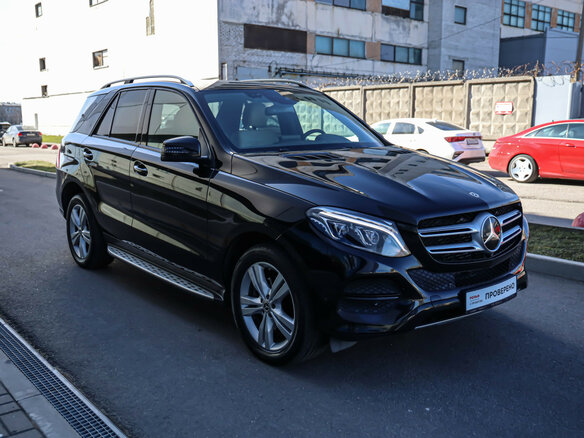 2017 Mercedes-Benz GLE 350 d I (W166), чёрный, 3879000 рублей - вид 2