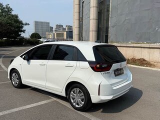 2022 Honda Fit IV, белый, 945021 рублей, вид 4