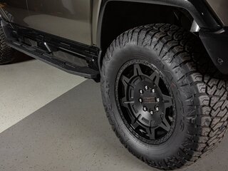 2023 GMC Hummer EV, серый, 14998000 рублей, вид 5