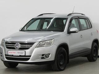 2011 Volkswagen Tiguan I Рестайлинг, серебристый, 629000 рублей, вид 1