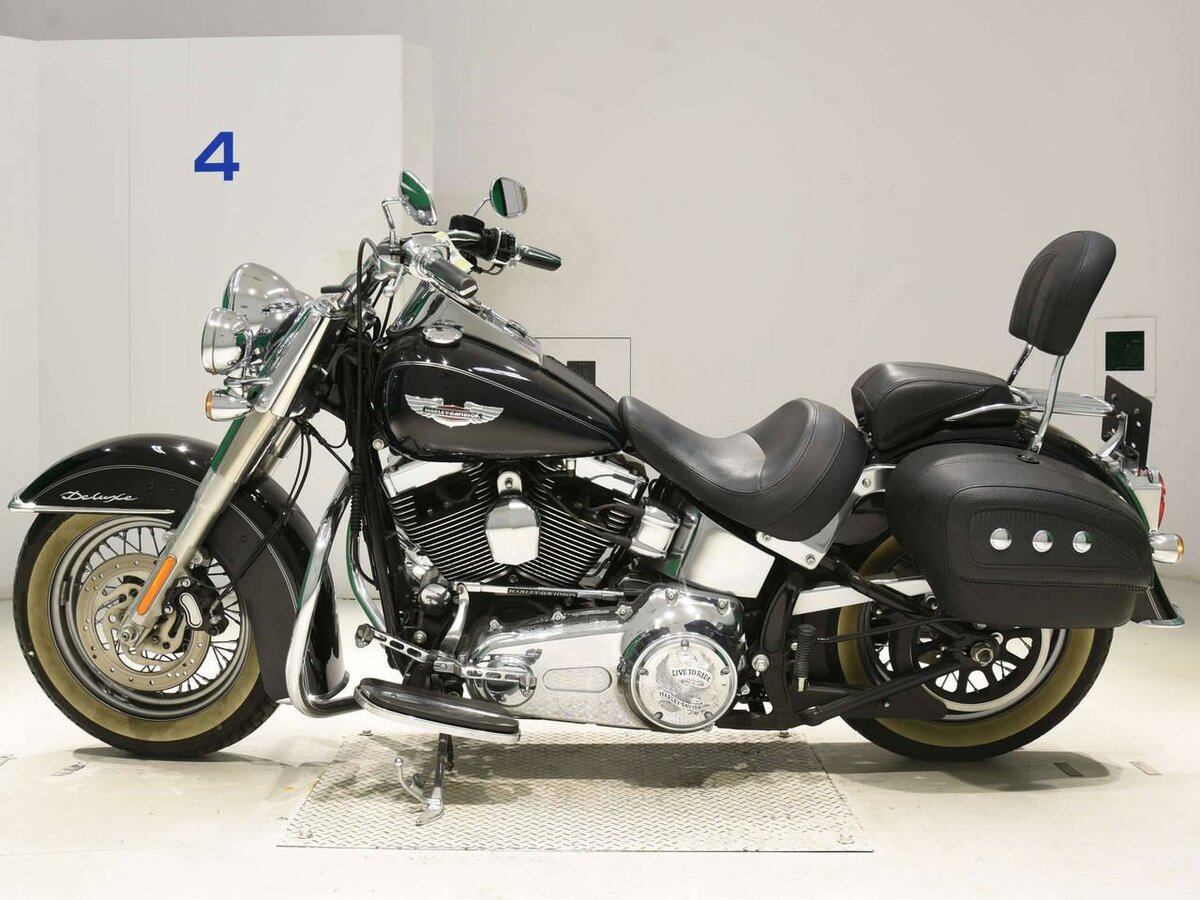 Harley-Davidson Softail Deluxe