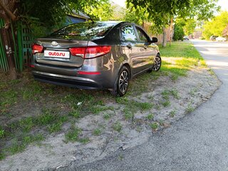 2016 Kia Rio III Рестайлинг, серый, 575000 рублей, вид 5