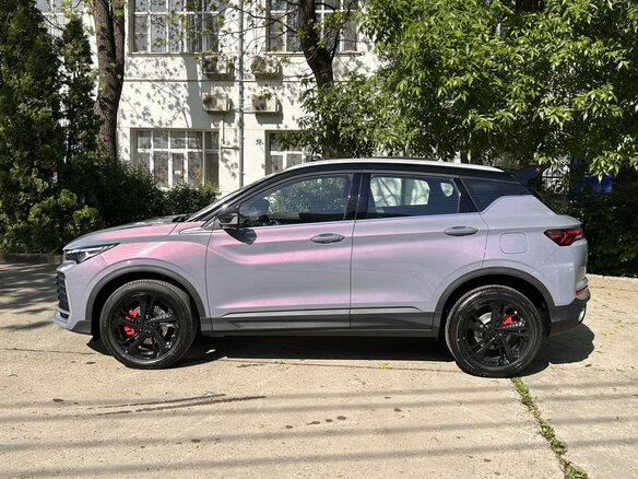 2026 Geely Coolray I Рестайлинг 2, пурпурный, 2899990 рублей - вид 7
