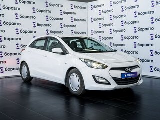 Hyundai i30 II