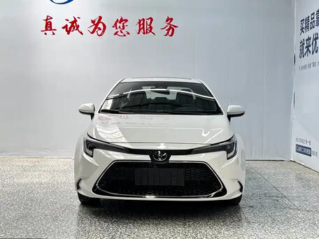 2022 Toyota Levin XII (E210) Рестайлинг, белый, 1350000 рублей, вид 2