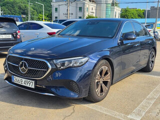 2024 Mercedes-Benz E-Класс 200 VI (W214, S214), синий, 4961000 рублей, вид 1