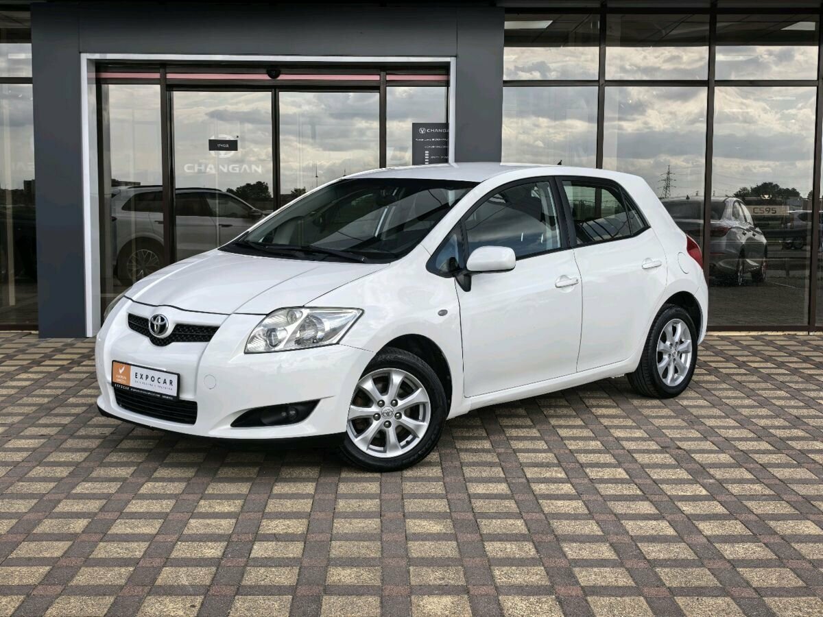 Toyota Auris I