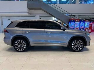 2026 Geely Monjaro (Xingyue L) I Рестайлинг 2, серый, 3900000 рублей, вид 4