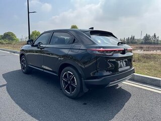 2023 Honda Vezel II, чёрный, 1690000 рублей, вид 4