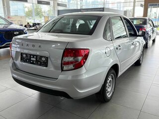 2026 Lada (ВАЗ) Granta I Рестайлинг, серебристый, 1153029 рублей, вид 4