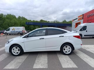 2014 Hyundai Solaris I, белый, 600000 рублей, вид 3