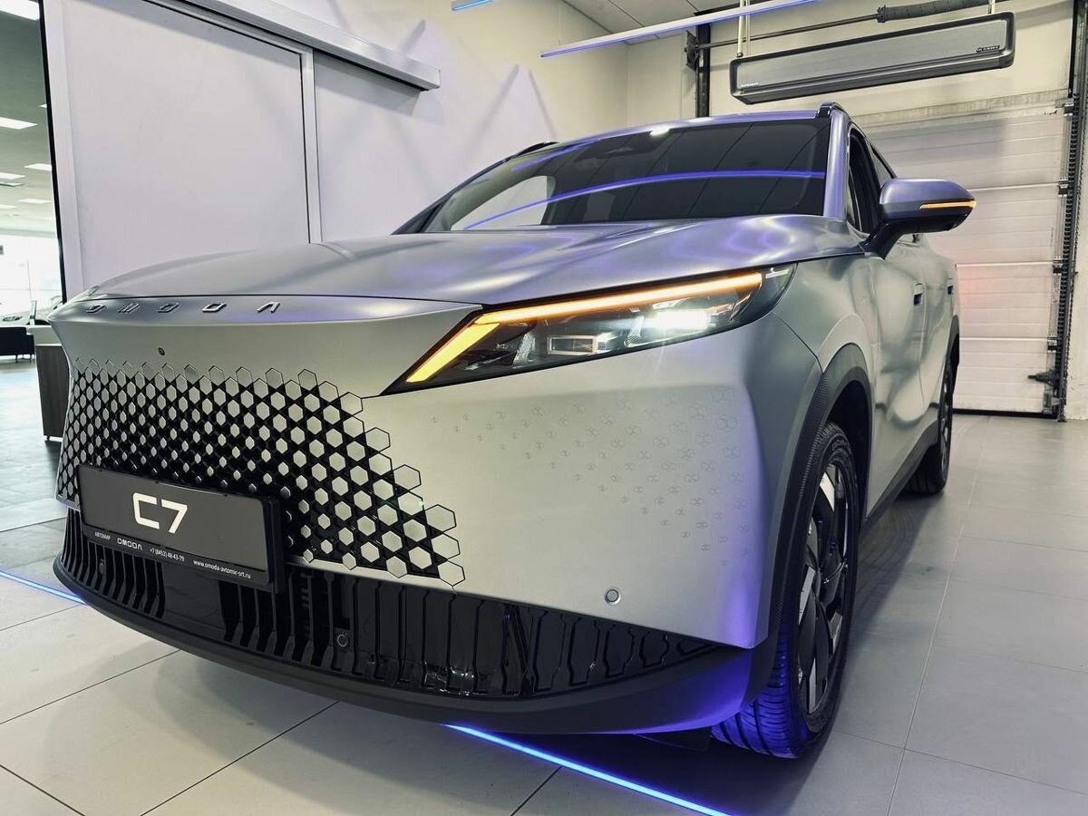 Omoda C7
