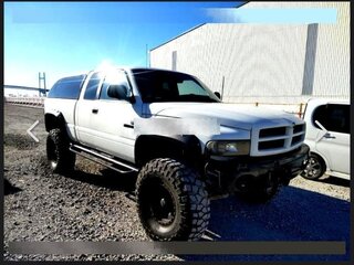 2001 Dodge RAM Club Cab II (BR/BE), белый, 1280000 рублей, вид 1