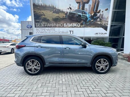2022 Exeed LX I Рестайлинг, серый, 1700000 рублей, вид 5