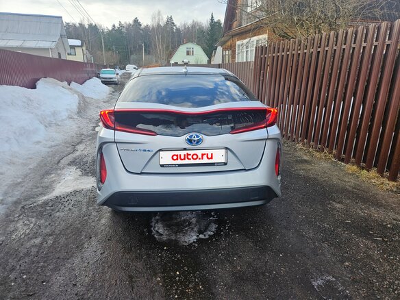 2018 Toyota Prius PHV ZVW52 IV (XW50), серый, 2050000 рублей - вид 5