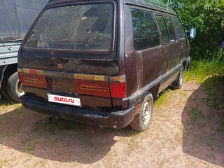 1990 Toyota Town Ace II Рестайлинг 2, коричневый, 150000 рублей, вид 1