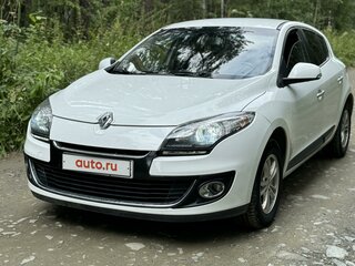 2014 Renault Megane III Рестайлинг, белый, 750000 рублей, вид 1