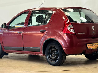 2011 Renault Sandero I, красный, 350000 рублей, вид 3