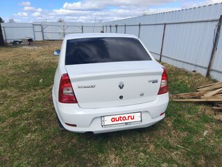 2015 Renault Logan I Рестайлинг, белый, 230000 рублей, вид 1