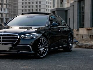 2021 Mercedes-Benz S-Класс 450 Long 4MATIC VII (W223), чёрный, 7600000 рублей, вид 1