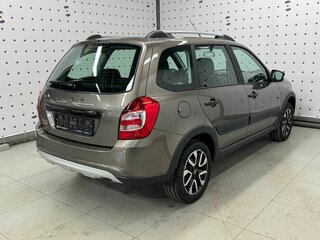 2026 Lada (ВАЗ) Granta Cross I Рестайлинг, коричневый, 1301000 рублей, вид 5