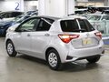 2020 Toyota Vitz III (XP130) Рестайлинг 2, серый, 770000 рублей - вид 4