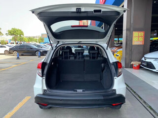 2022 Honda Vezel I Рестайлинг, белый, 1480002 рублей, вид 5