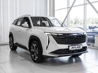 2025 Geely Atlas II, белый, 3449990 рублей, вид 2