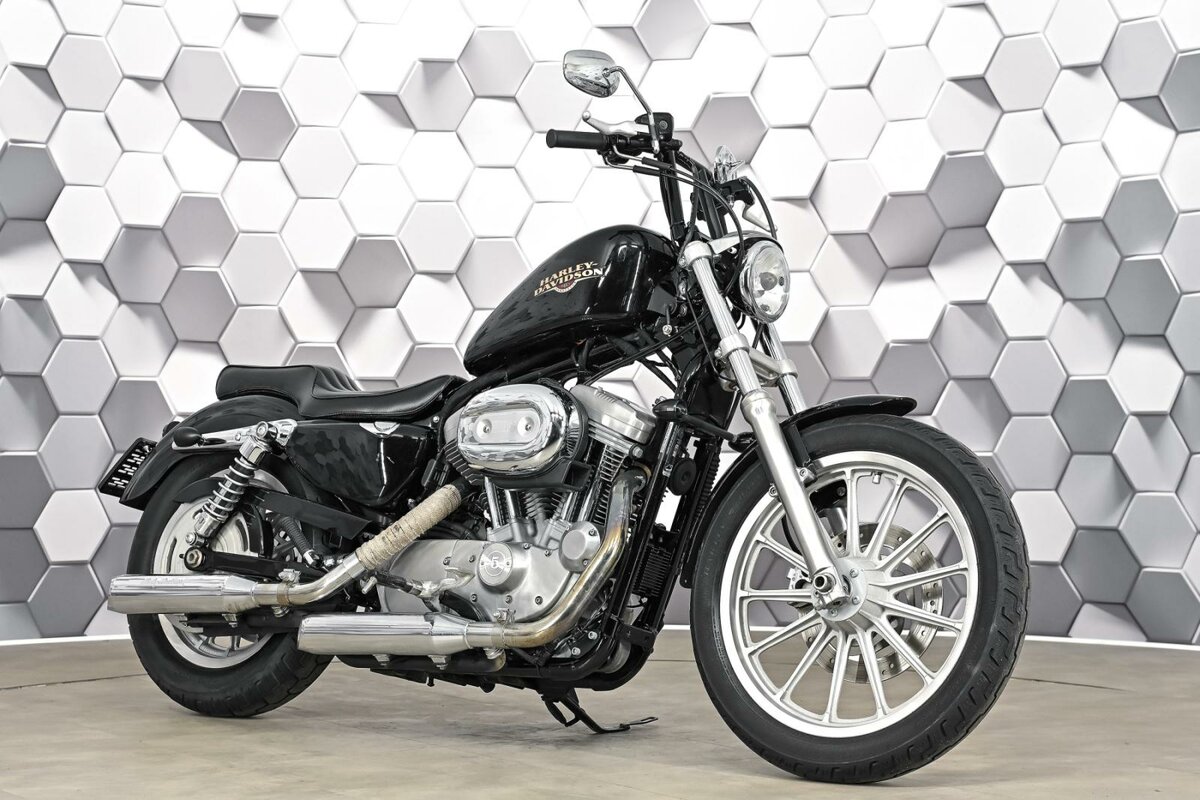 Harley-Davidson Sportster 883