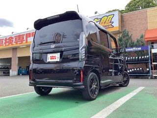 2022 Honda N-BOX II Рестайлинг, чёрный, 860000 рублей, вид 5