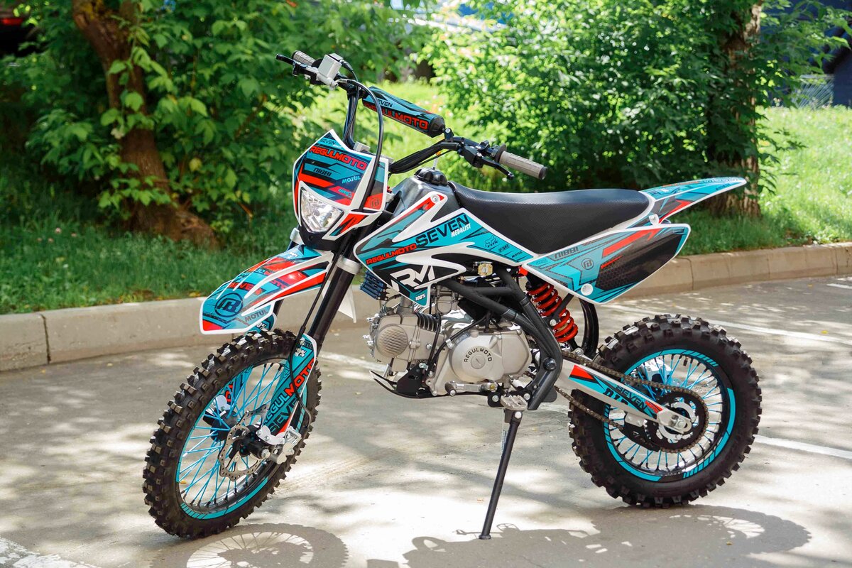 Regulmoto Seven 125E