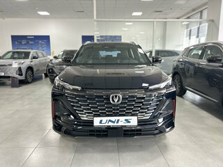 2025 Changan UNI-S I, чёрный, 3179900 рублей, вид 2