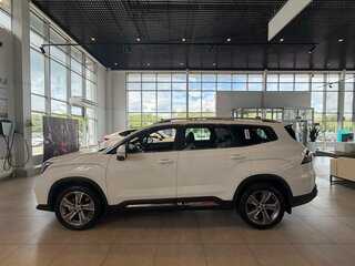 2026 Geely Okavango I Рестайлинг, белый, 3988990 рублей, вид 4
