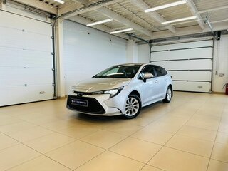 Toyota Corolla Touring XII (E210)